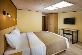 Гостевой дом Южная Дача Геленджик Стандартный двухместный номер с 1 кроватью или 2 отдельными кроватями-4